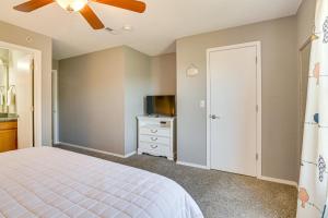 Whimsy on the Hillside! Family Condo in Branson