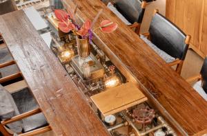 Lake-Front Luxury Villa