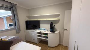 cód 67 - Excelente apartamento á 350m do mar!