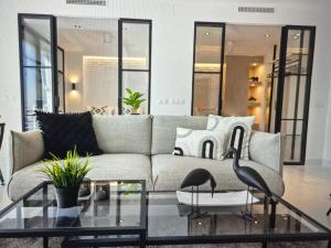 Boutique apt& sea view