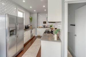 Pet-Friendly Oakley Gem with Large Backyard!