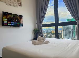 Neu Suites Apartments by LammyNora