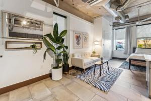 Home Sweet Condo Cozy Dallas Condo No 109