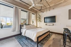 Home Sweet Condo Cozy Dallas Condo No 109