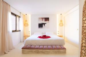 Refined studio in the city center!