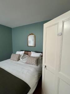 Le Clos Du Pontic Logis et CitHotel