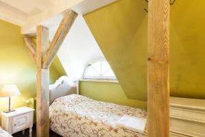 Zabytkowy Spichlerz w Olsztynie koło Częstochowy