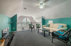 Lucky Fin C7303 - 4 Bedroom Corolla Oceanside Retreat, Pets OK!