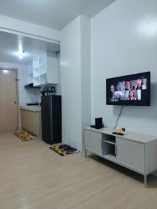 Nix Staycation MPlace Tower C 7th Floor