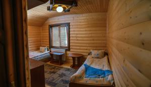 Смерекова Хата