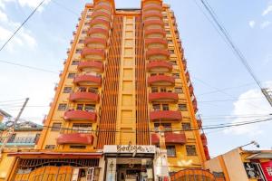 Simmon-Opposite Garden city mall,near safari park