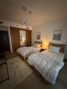 Full Luxury 2 Bedrooms Apartment, Princess Tower