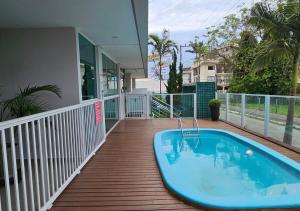 C153 Moderno apartamento de dois quartos em Canasvieiras a só 280m da praia