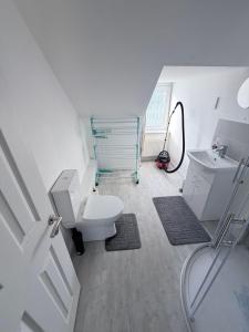 Apartment 6- 216 High Street