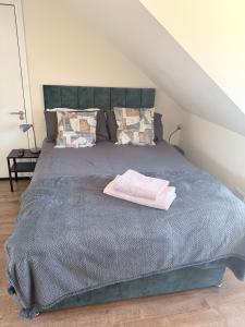 Apartment 6- 216 High Street