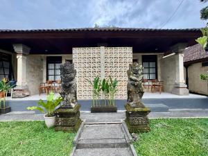 Puri Tirta Guest House Ubud