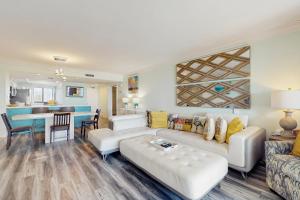 Edgewater Beach Resort 502