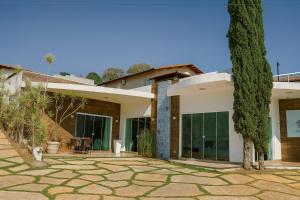 Suíte com Vista para o Lago em Capitólio em Escarpas do Lago