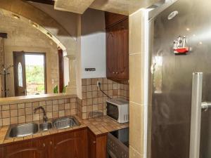 Modern holiday home in Stalos with balcony