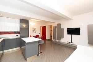 Free Parking - 15 minuti stazione principe