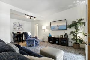 Lakefront Home w Dock, Boat Slip, Private Ramp, Kayaks, Paddle Boards & Firepit