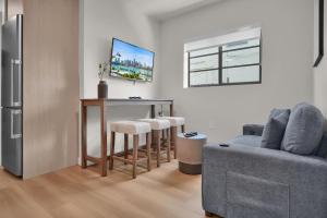 Prestige Retreat by Renzzi