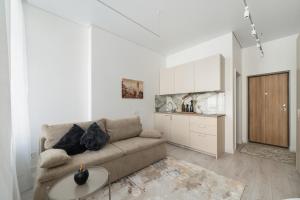 Close to Old Town & Amenities 1