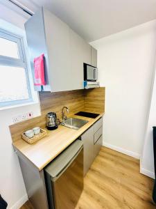 Modern Studios near Trent Bridge & City Ground