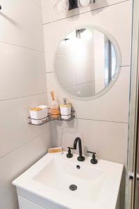 Monoambiente a METROS del MAR en Paseo Olavarría