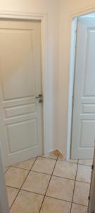 Neoclassical apartment in kadmia