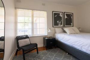 Gem Apartment 4 - Courtyard I Beach I Wifi I Cafes