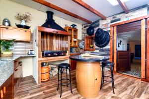 Cueva con chimenea a 20 minutos de Valencia