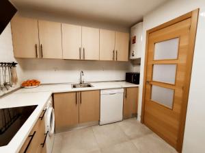 Primera línea de playa Familiar Maravillosas Vistas Piscina Wifi Reformado