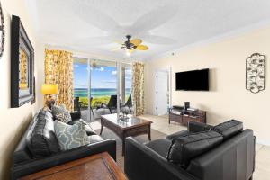 HP 15E Gulf Front Condo by 30A Escapes