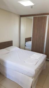 Flat completo ao lado do Shopping Flamboyant