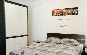 1 Bedroom Beautiful Apartment In Vrsi