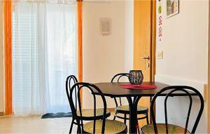 1 Bedroom Beautiful Apartment In Vrsi