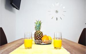 Awesome Apartment In Vrsi With Wifi