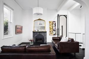 Belgravia Residence Rooftop Pool Oasis