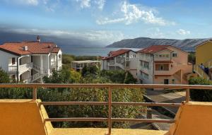 Gorgeous Apartment In Lopar With Wifi