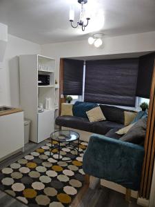 Femros Apartments, 15mins to city center.