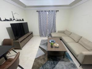 1 BHK self entry on Andlous Road