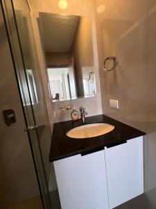 Departamento de 2 habitaciones en Av Las Americas