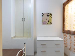 Apartment with air conditioning and sea views img23