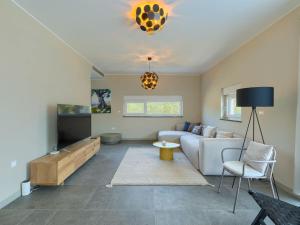 Villa in Pula with swimming pool