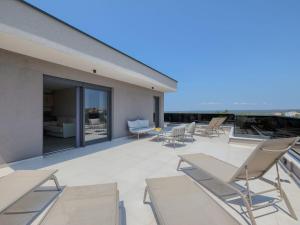 Villa in Pula with swimming pool