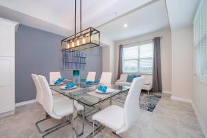 3151-207NC STOREY LAKE, CONDO 22 LAKE VIEW