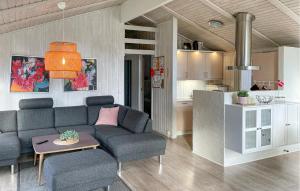 Pet Friendly Home In Humble With Sauna