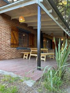 Casa villa del deportista zona arbolada a metros del mar