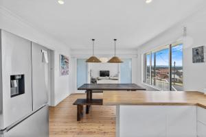 Harbour Mist Hideaway -Coast Meets Calm